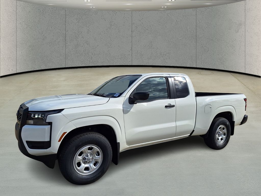 2026 Nissan Frontier S's photo