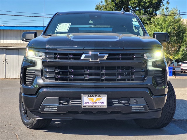 2023 Chevrolet Silverado 1500 RST photo 3