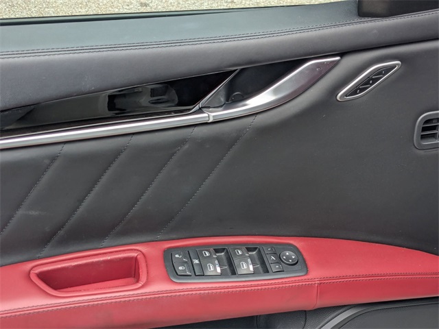 2020 Maserati Ghibli S photo 22