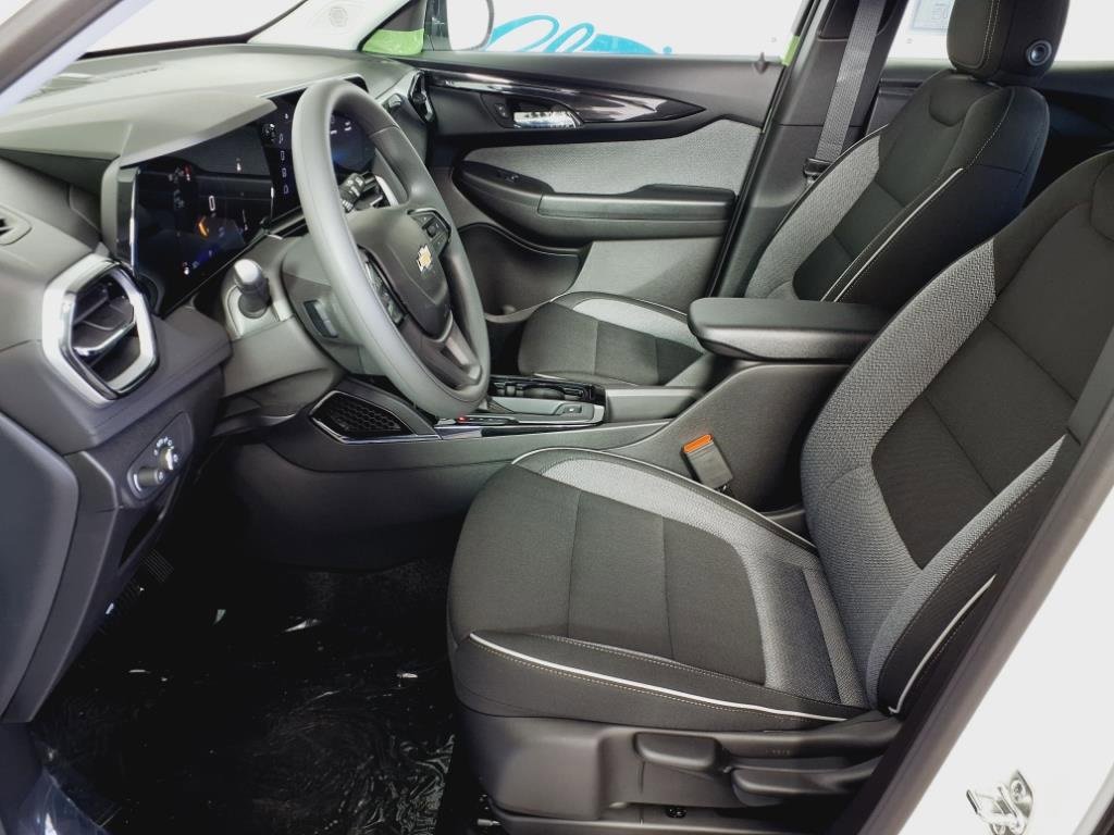 2026 Chevrolet Trailblazer LS photo 14