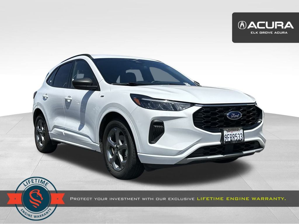 2023 Ford Escape