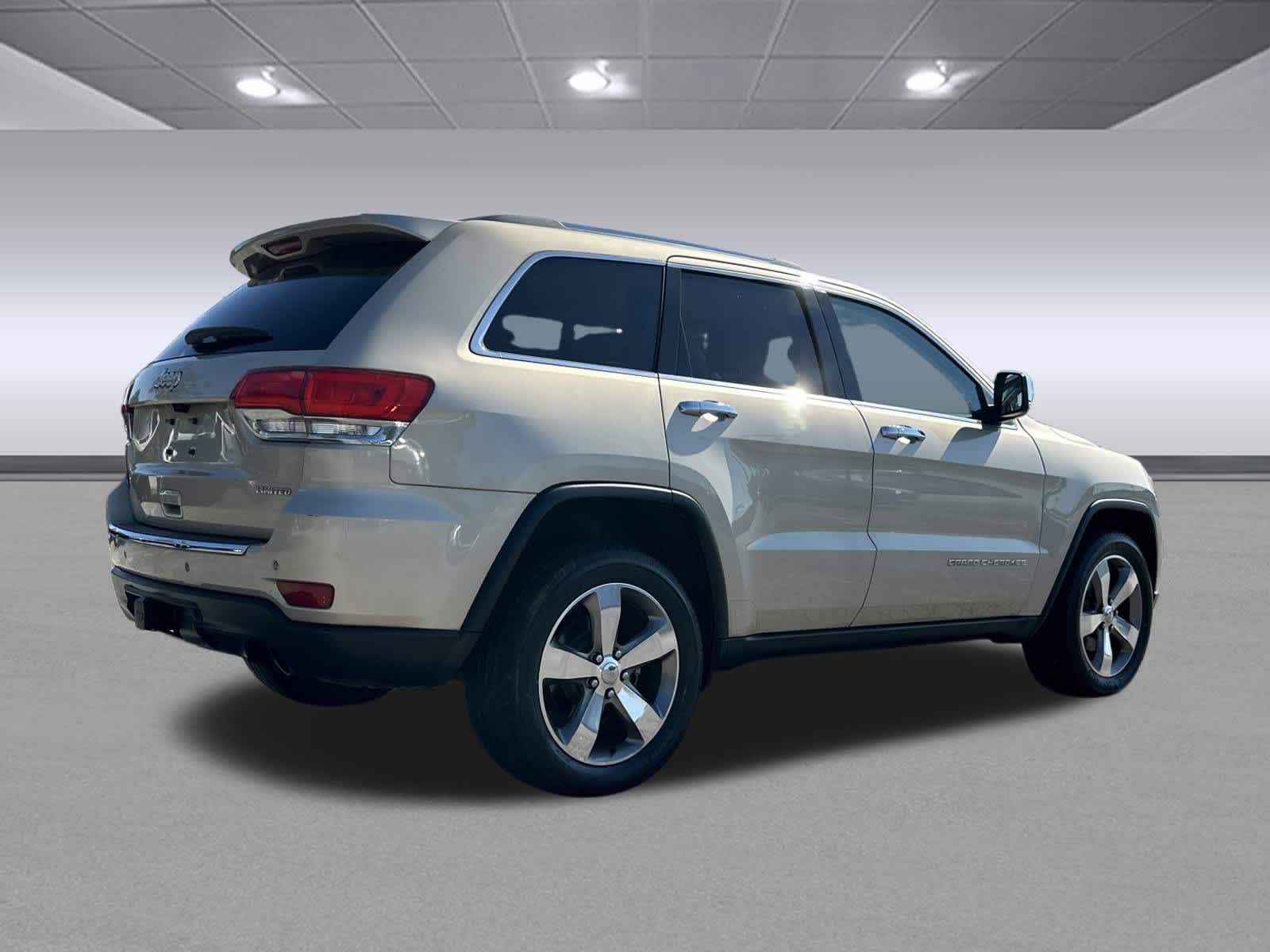 2015 Jeep Grand Cherokee Limited photo 4