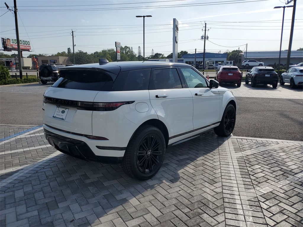 2026 Land Rover Range Rover Evoque Dynamic SE photo 5