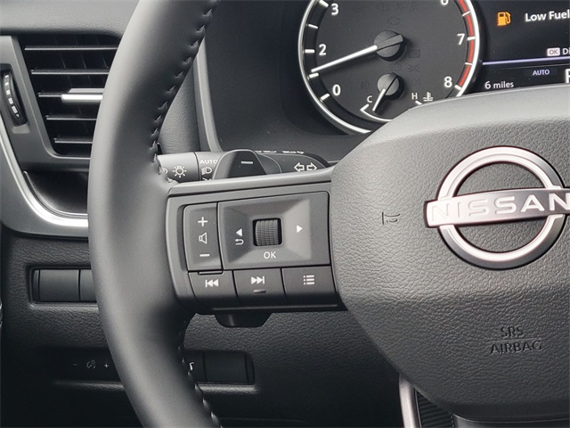2026 Nissan Rogue SV photo 25