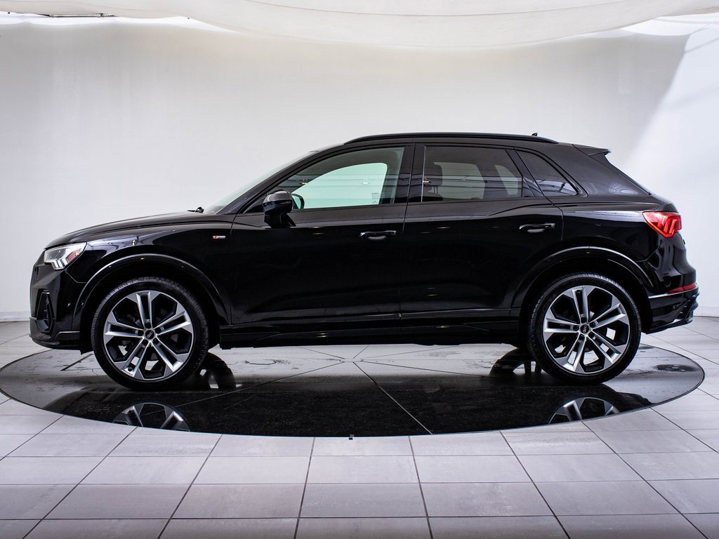 2022 Audi Q3 S line Premium Plus photo 5