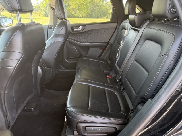 2020 Ford Escape SEL photo 6