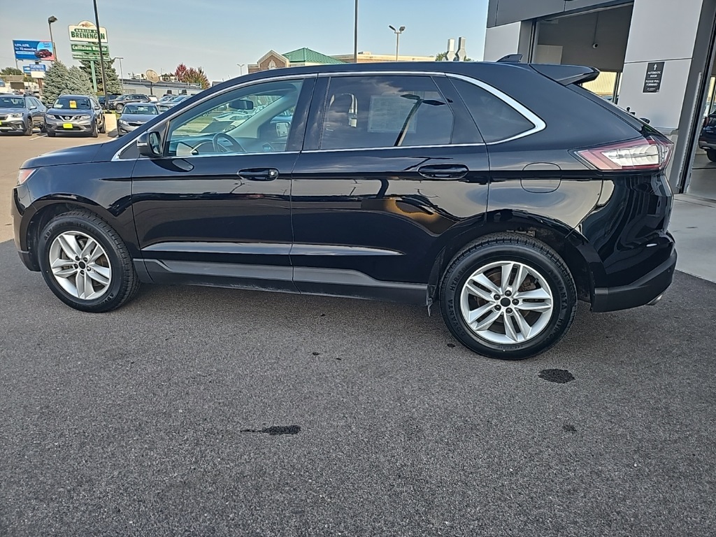 2016 Ford Edge SEL photo 9