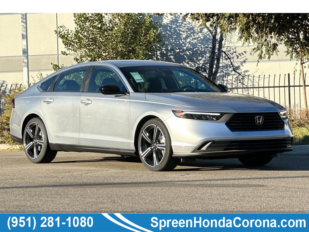 2025 Honda Accord Sport's photo