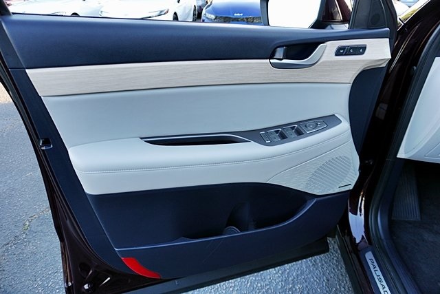 Used 2024 Red Hyundai Limited image 26