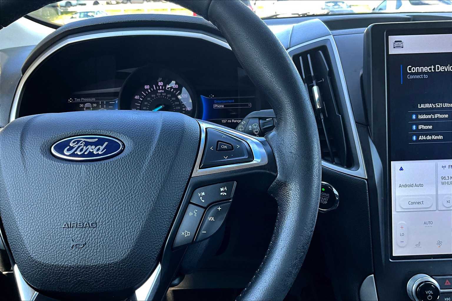 2021 Ford Edge SEL photo 23