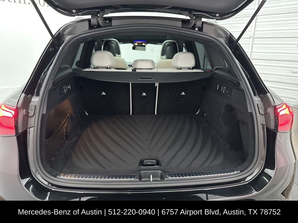 2024 Mercedes Benz GLC 4MATIC 300 photo 24