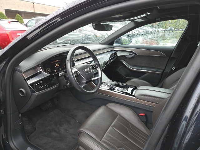 2021 Audi A8 4.0 Quattro L photo 3