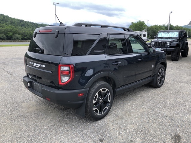 2023 Ford Bronco Sport Outer Banks photo 3