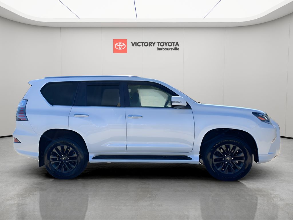 2020 Lexus GX 460 photo 2