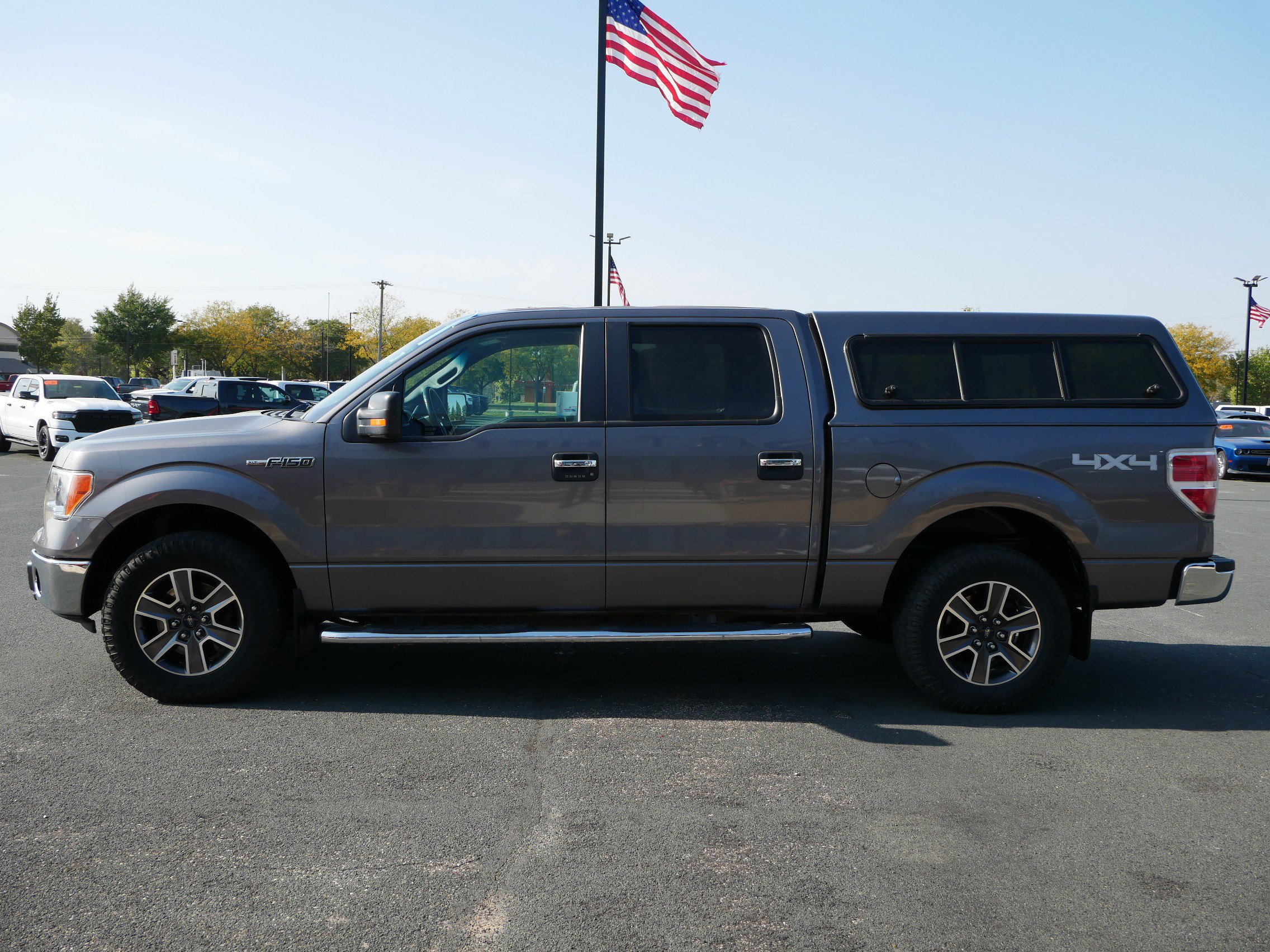 2013 Ford F-150 XLT photo 2