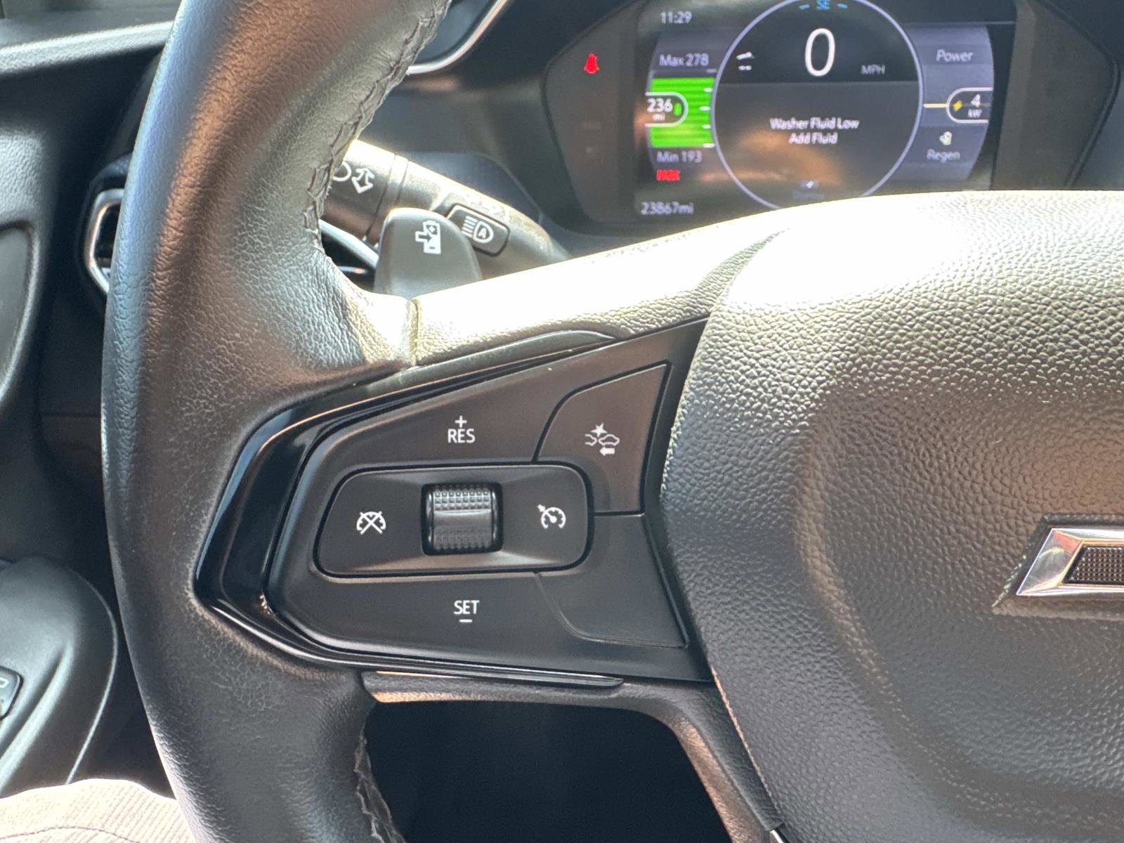 2022 Chevrolet Bolt EUV Premier photo 16