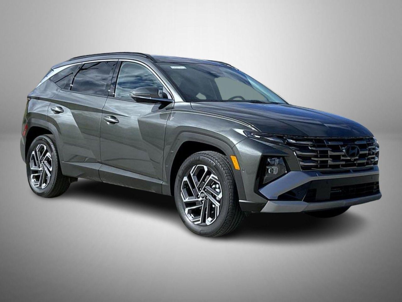 2026 Hyundai Tucson Hybrid Limited Sport photo 3