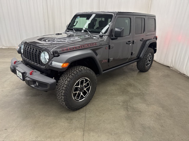 2025 Jeep Wrangler Rubicon photo 3