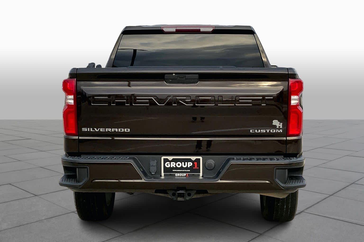 2020 Chevrolet Silverado 1500 Custom photo 4