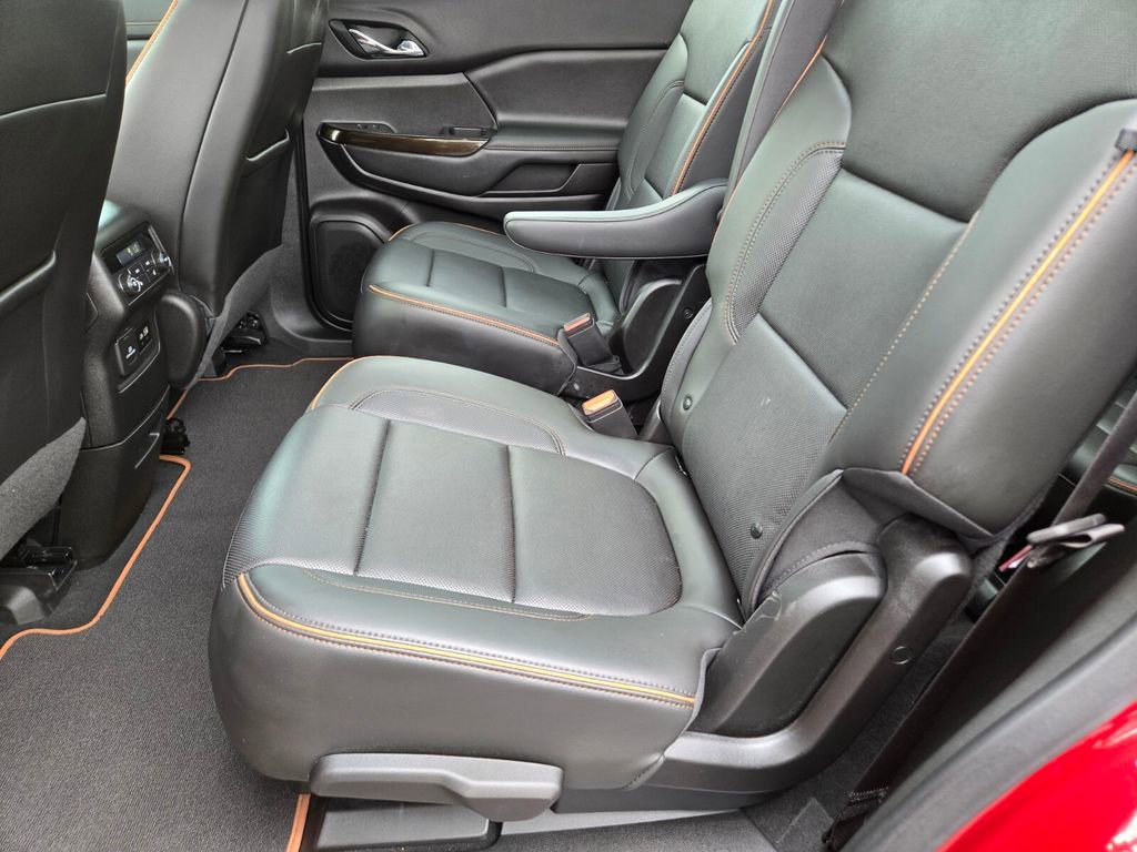 2023 Gmc Acadia AT4 photo 9