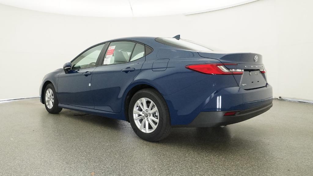 2026 Toyota Camry LE photo 14