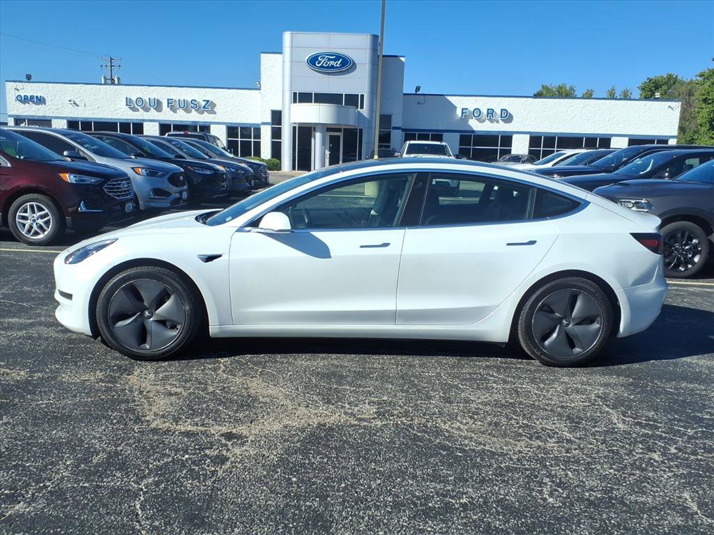 2019 Tesla Model 3 Long Range photo 12