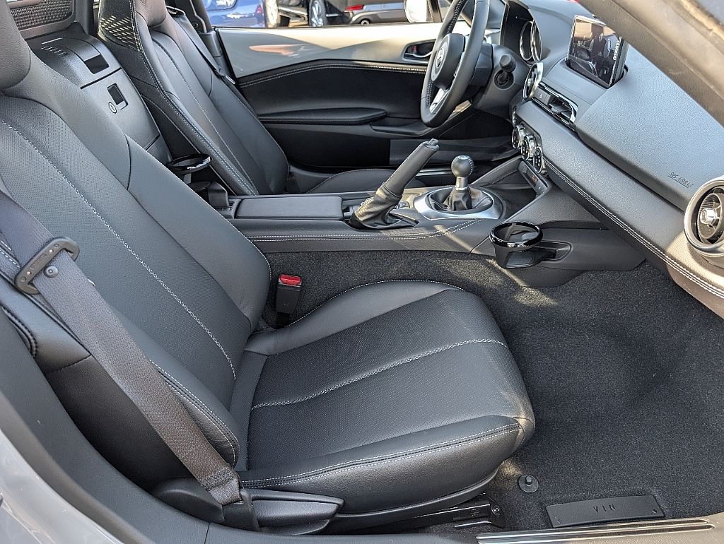 2025 Mazda MX-5 Miata Miata Grand Touring photo 17