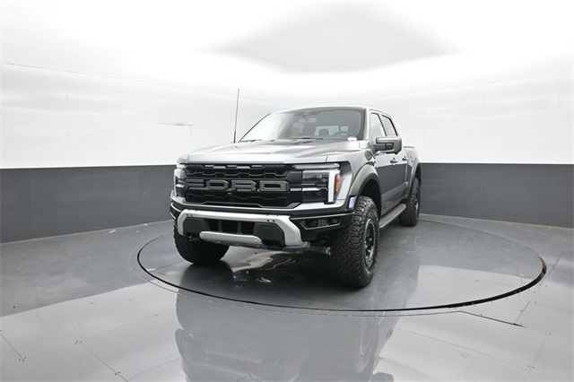 2025 Ford F-150 Raptor photo 3