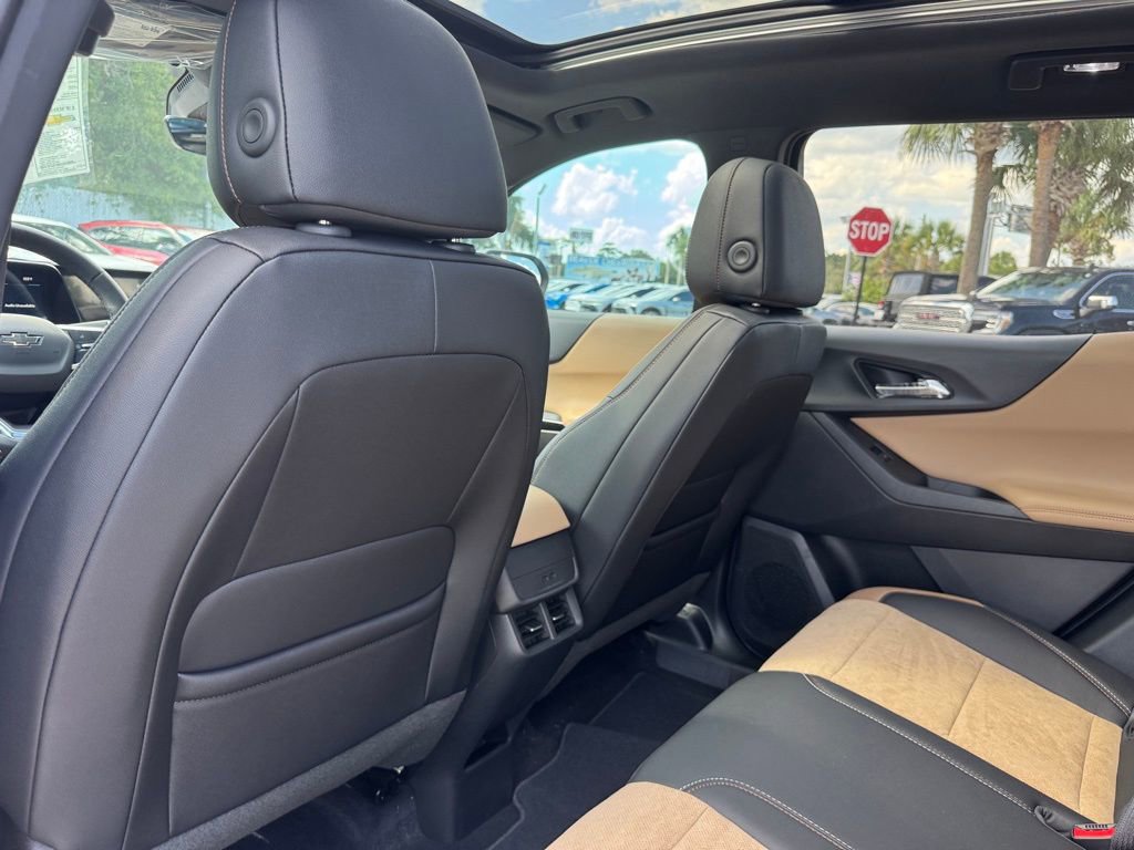 2026 Chevrolet Equinox ACTIV photo 11