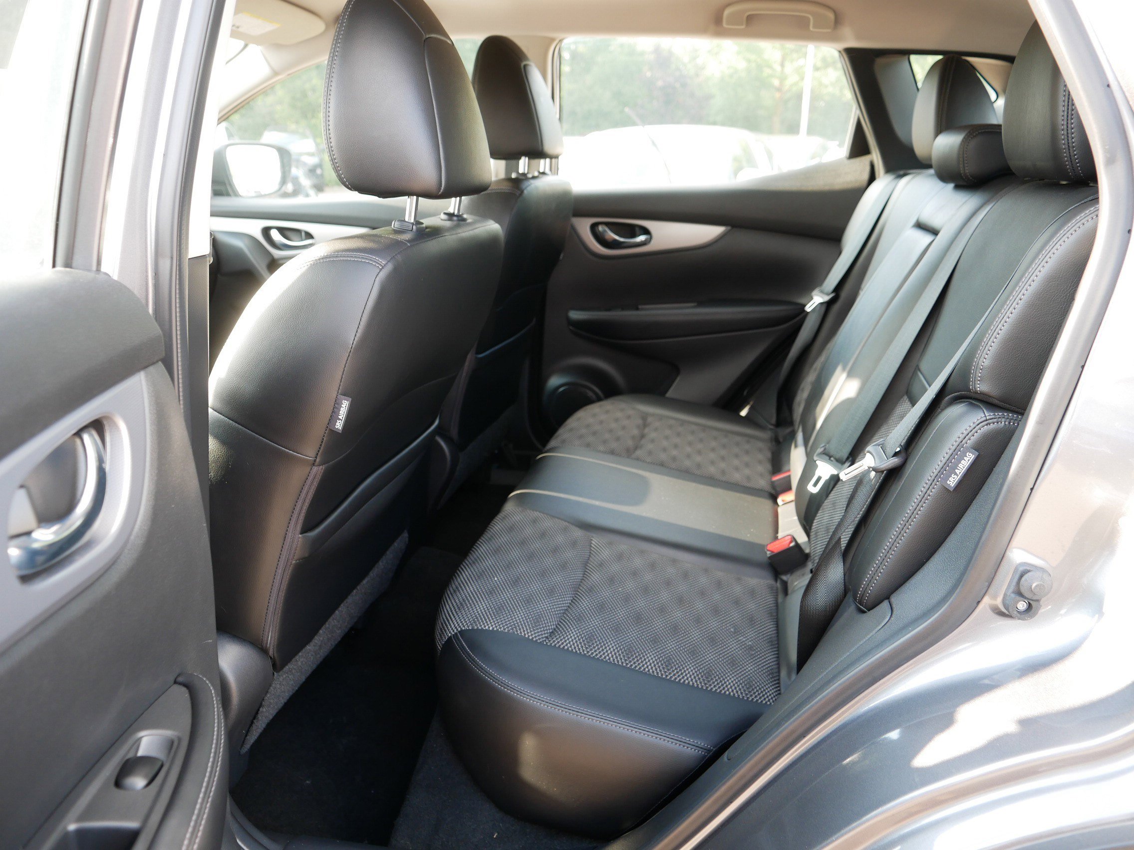 2020 Nissan Rogue Sport SV photo 34