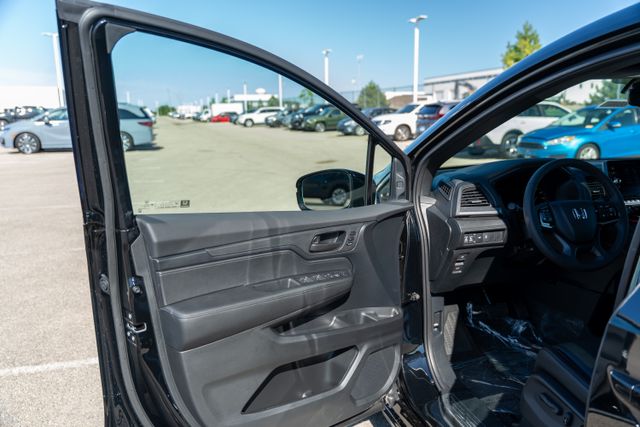 2026 Honda Odyssey photo 22