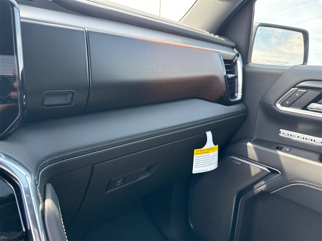 2025 Gmc Sierra Denali photo 26