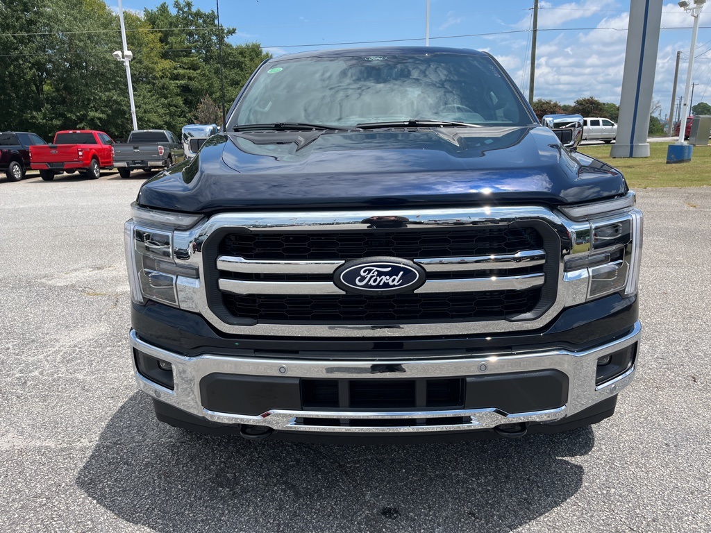 2025 Ford F-150 Lariat photo 2