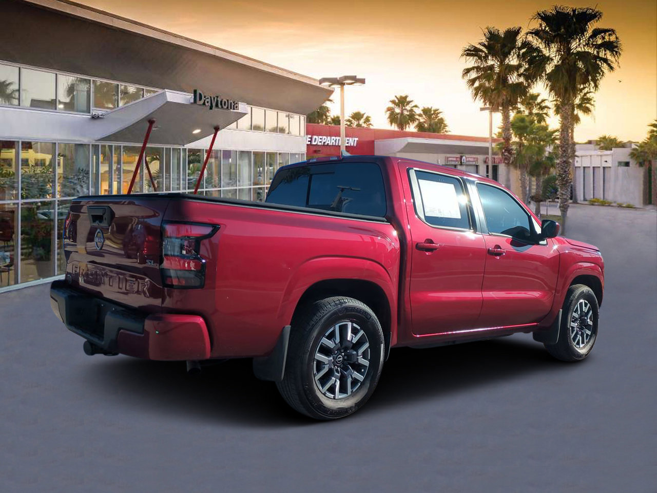 2024 Nissan Frontier SL photo 3