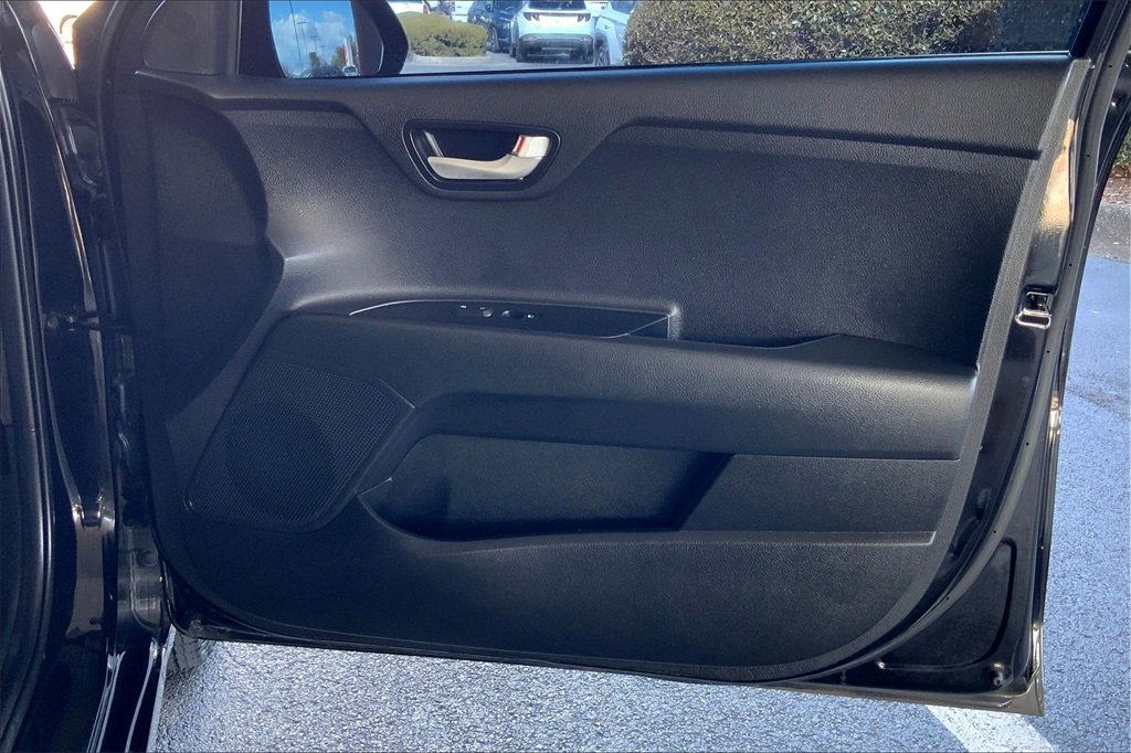 2022 Kia Rio LX photo 22