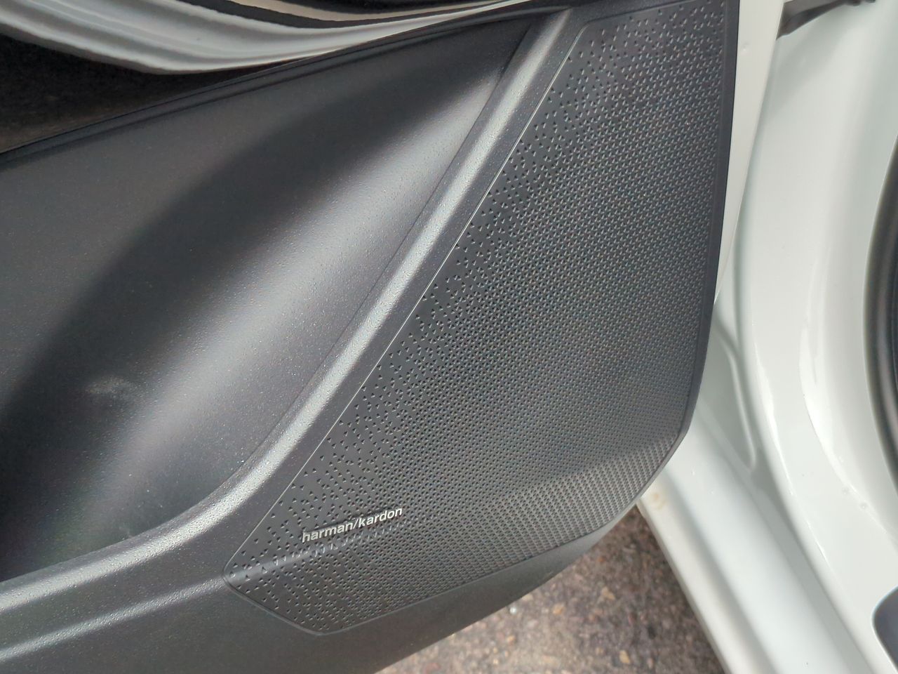 2024 Kia Niro EV Wave photo 22