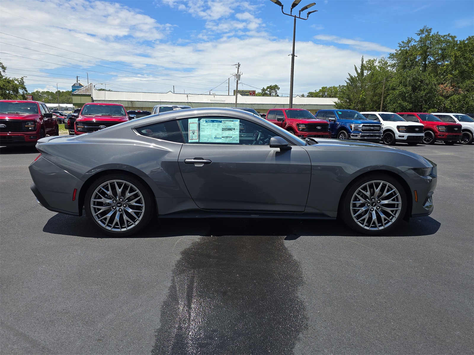 2025 Ford Mustang EcoBoost Premium photo 3