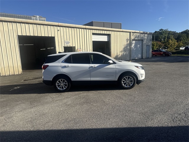 2020 Chevrolet Equinox LT photo 4