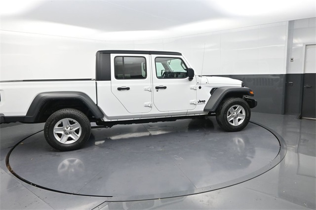 2023 Jeep Gladiator Sport photo 8