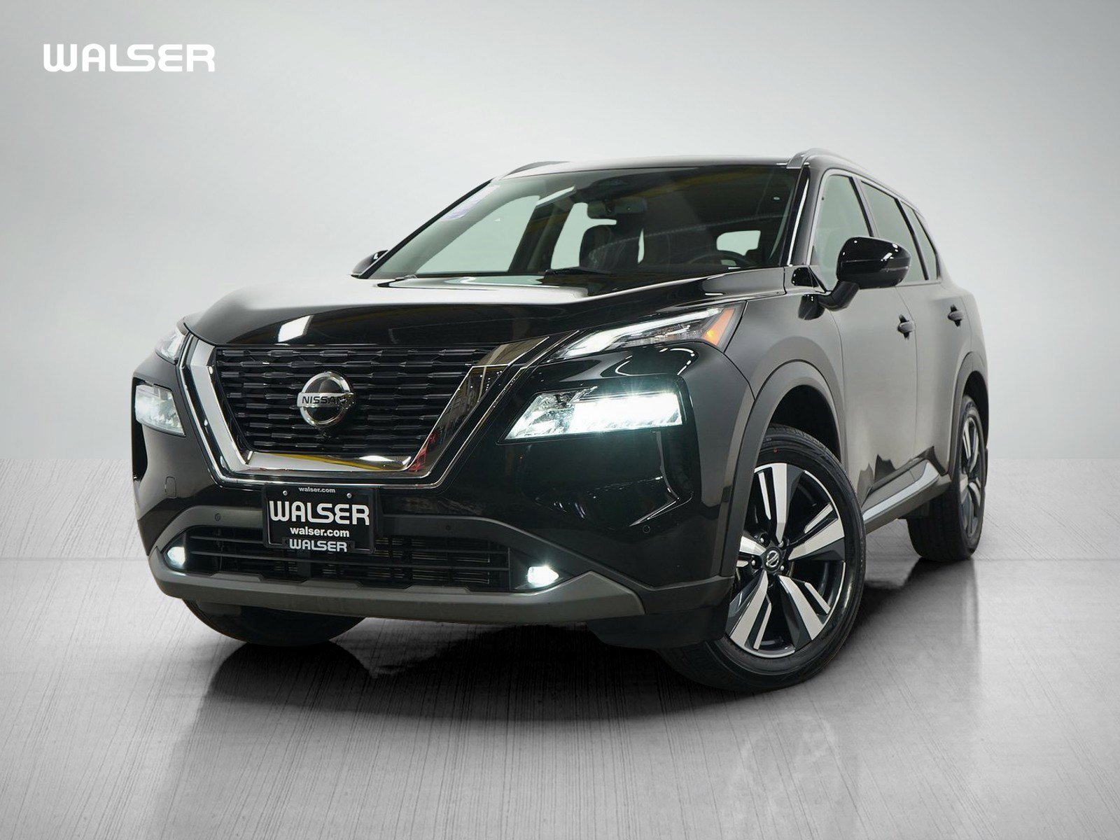 2021 Nissan Rogue SL's photo