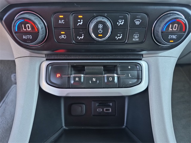 2023 Gmc Acadia SLT photo 19