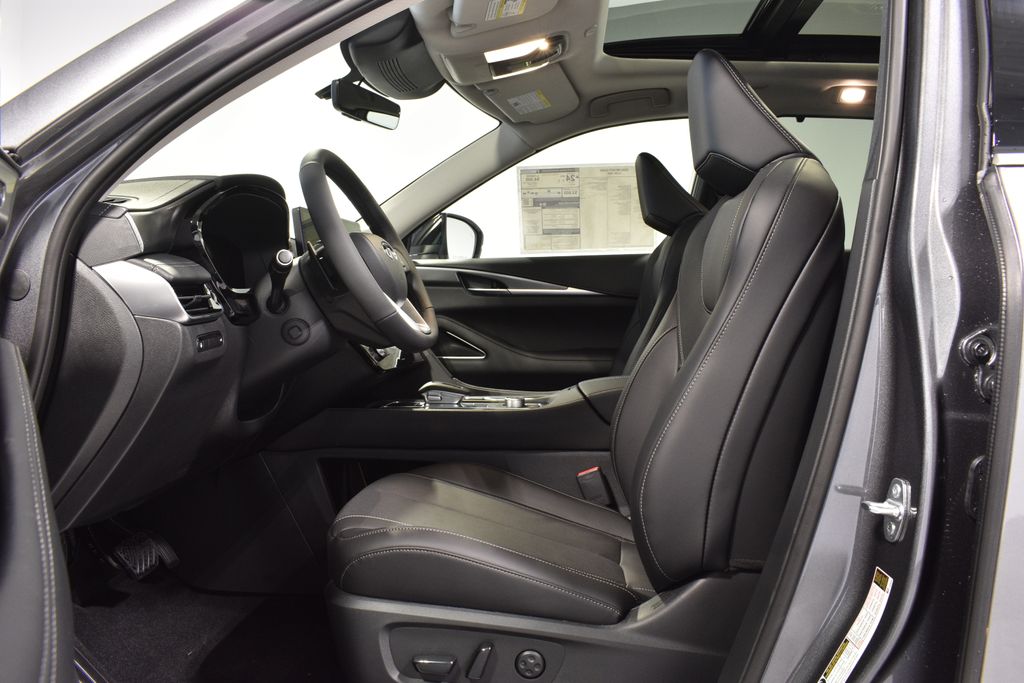 2026 Infiniti QX60 Luxe AWD photo 10