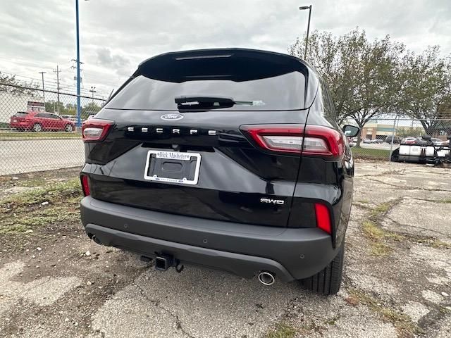 2025 Ford Escape ST-Line Select photo 13