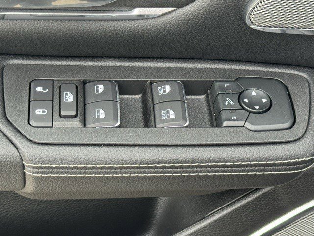 2026 Ram 1500 Laramie photo 7