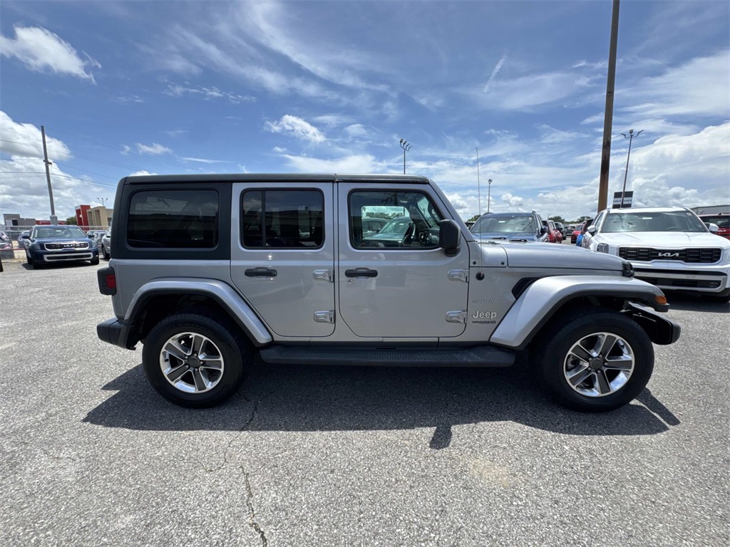 2020 Jeep Wrangler Unlimited Sahara photo 8