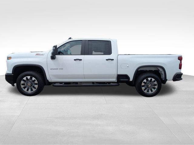 2025 Chevrolet Silverado 2500HD Custom photo 6