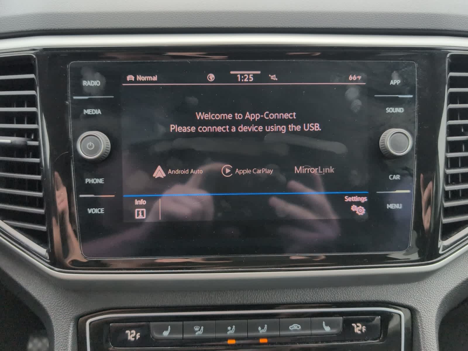 2022 Volkswagen Atlas V6 SE Technology photo 18
