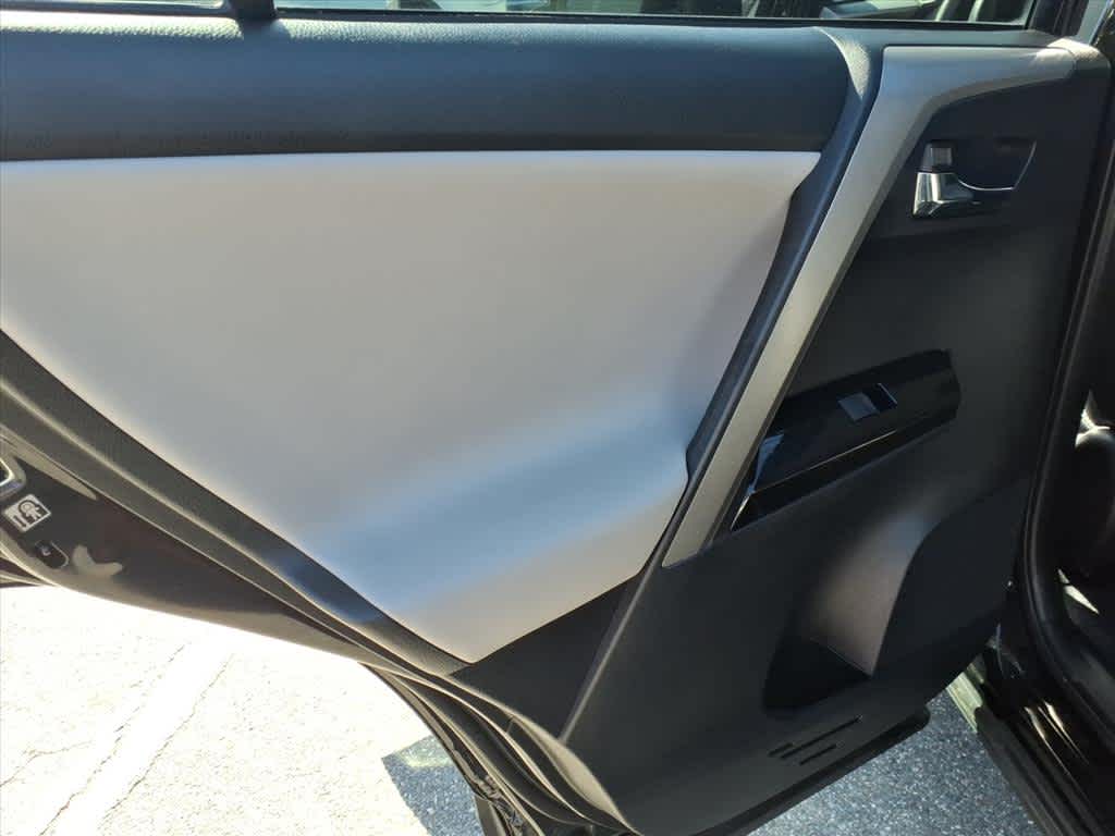 2017 Toyota RAV4 Limited SE Platinum photo 12