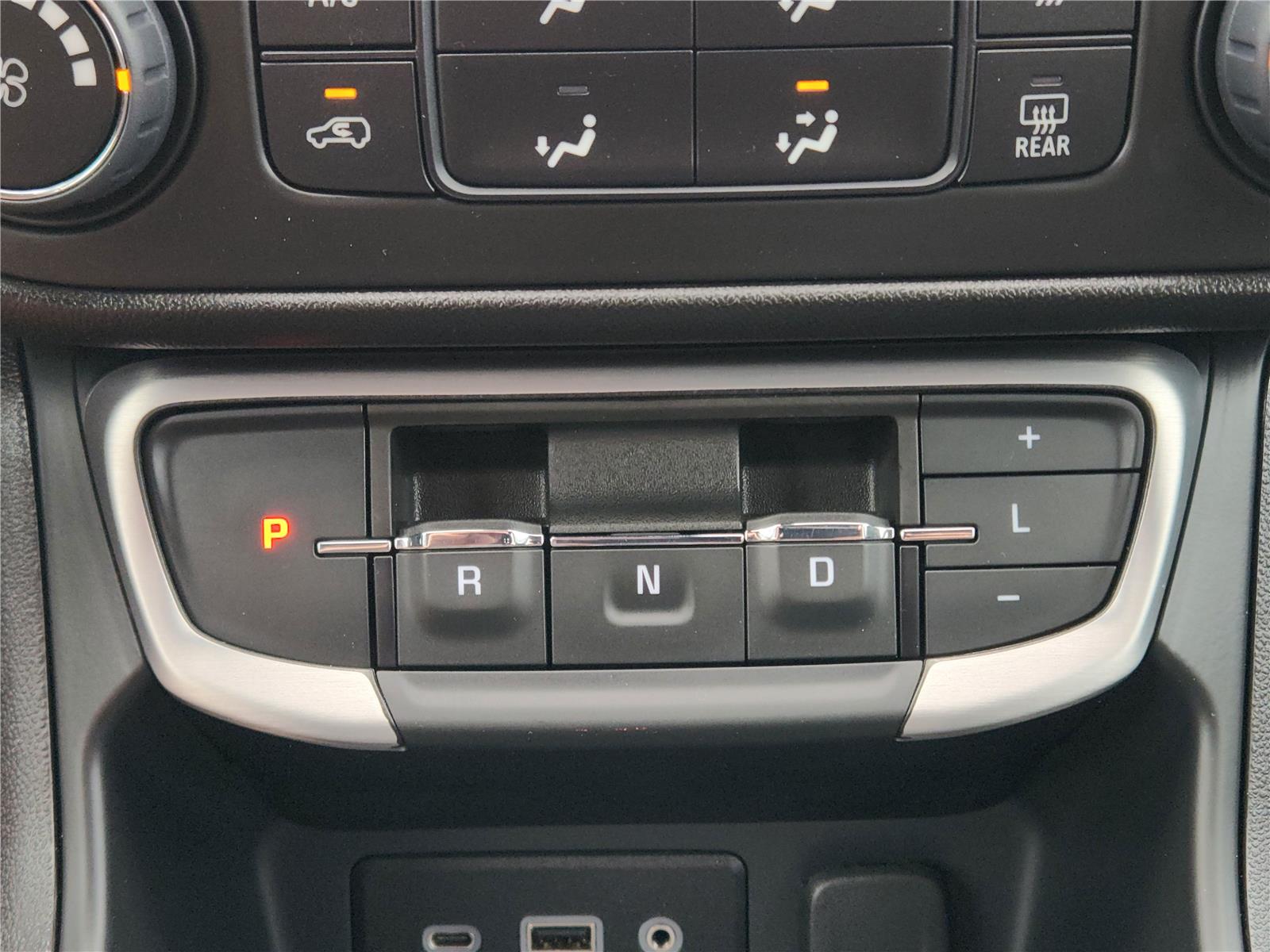 2024 Gmc Terrain SLE photo 20
