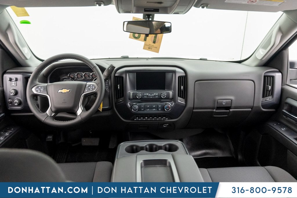 2024 Chevrolet Silverado 4500HD Work Truck photo 2